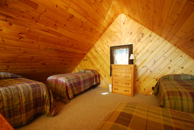 Voyageur Cabin